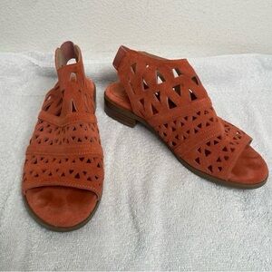 Diba Women's Coral Suede Leather Perforated Open Toe Heel Sandal Size 9 Coastal